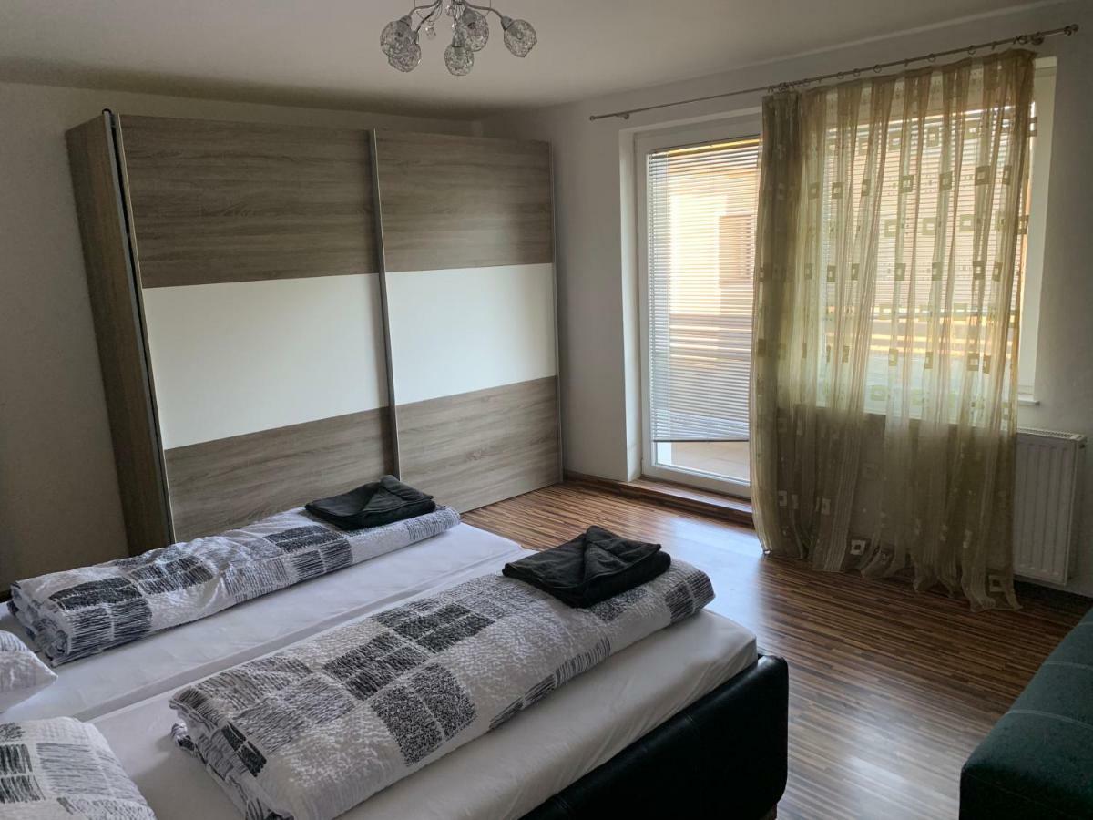 Nexis Apartment 10 Радщат Екстериор снимка
